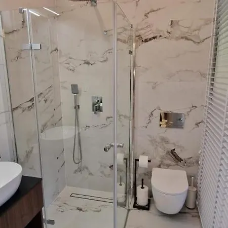 Osrodek Promenada - Grzybek * Jastrzębia Góra