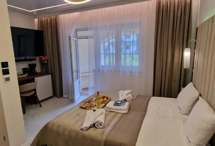 Osrodek Promenada - Grzybek * Jastrzębia Góra